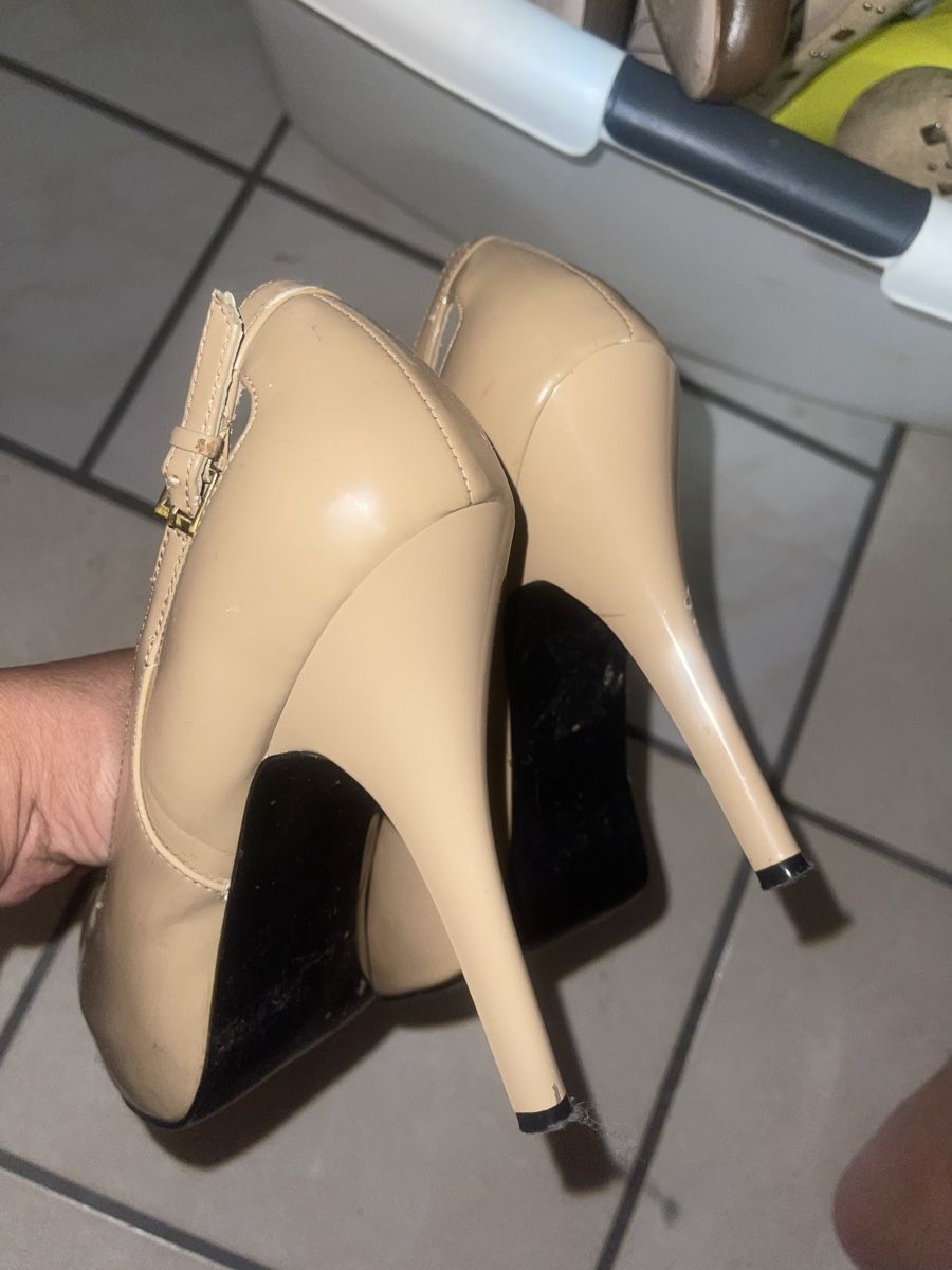 Guess Chaussures femmes: Guess pumps gr.39 – D'occasion à Schöfflisdorf par Bling_it_on 3