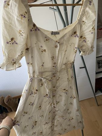 Sommerkleid floral Gr. S (36) von REYON, neuwertig, luftig