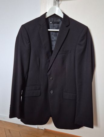 Anzug von WE Fashion (1 Veston+2 Hosen), Neupreis 360.-