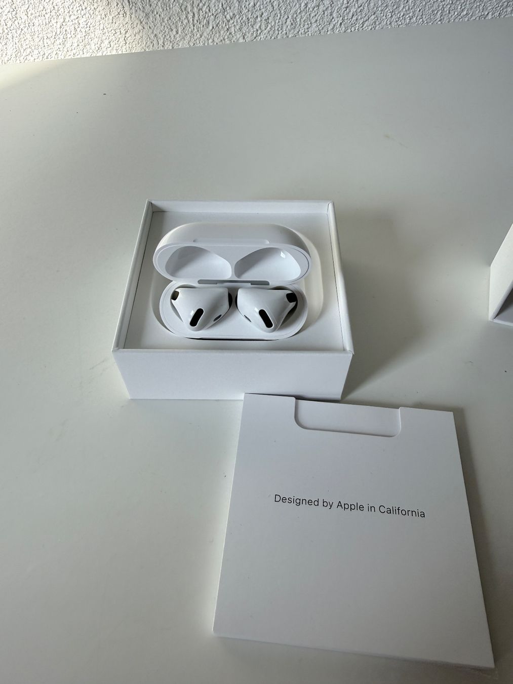Apple Cuffie: Apple AirPods 4 mit ANC inkl. OVP NEU! – Nuovo (secondo la descrizione) da Zürich venduto da AmBii18 3