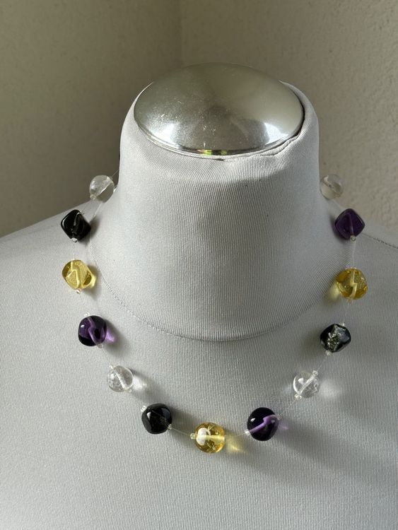 Collier vintage (D #39 occasion) à Bassecourt pour CHF 5 avec livraison