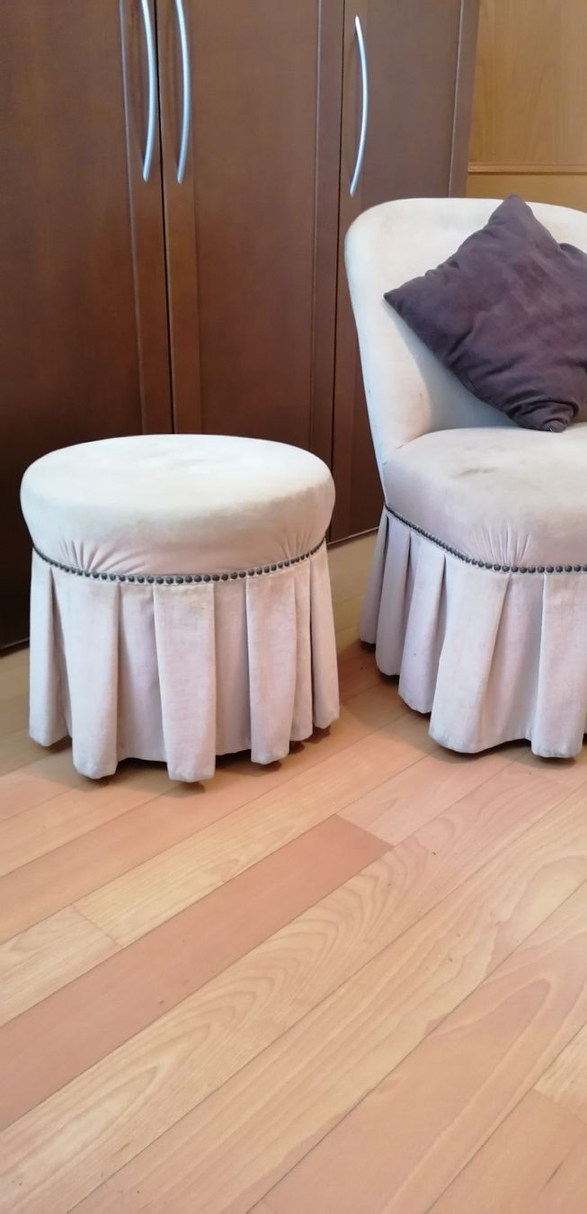 Hocker: Hocker Pouf für Schlafzimmer, robust – Gebraucht aus Sulgen von bfederle 1