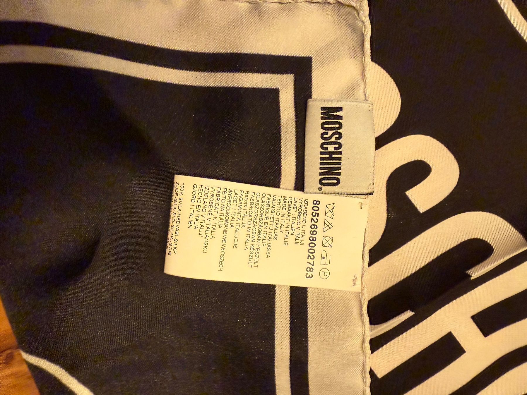 Altro in  Abbigliamento & Accessori: MOSCHINO Einstecktuch – Nuovo (secondo la descrizione) da Schlieren venduto da svenbaettig 1