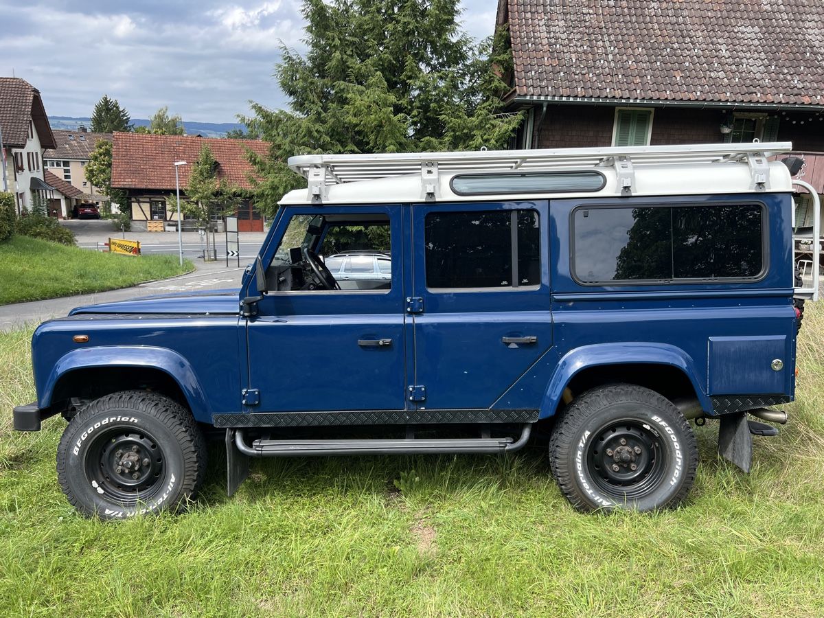Land Rover Automobili: LAND ROVER Defender 110 SW 2.5 Td5 – Usato da Emmenbrücke venduto da swiss.connection 1