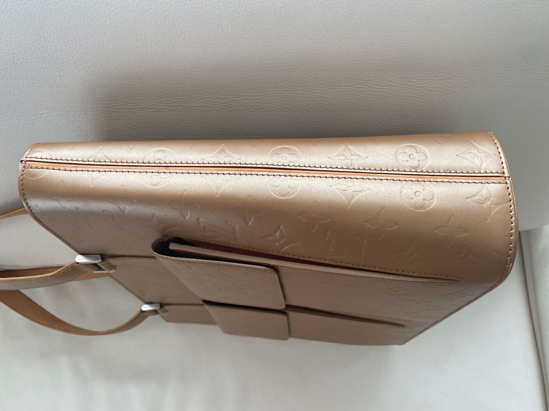 Louis Vuitton Taschen: LOUIS VUITTON Pre-Owned Mat Wilwood Monogram Tasche – Neu (gemäss Beschreibung) aus Winkel von ferrari2022 4