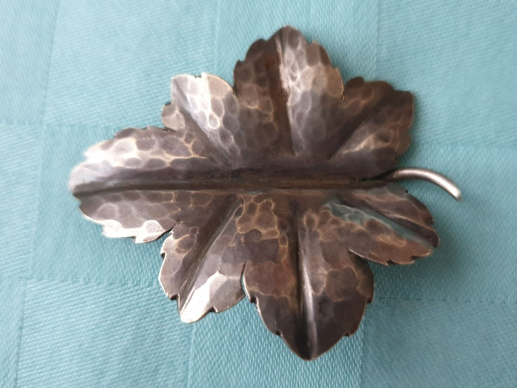 Broschen & Nadeln: alte Silberbrosche Silber 800 Brosche Blatt 4,6 – Gebraucht aus Mörschwil von spirspi