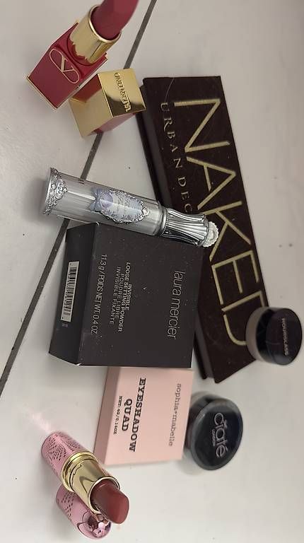 Autres soins du corps: Überraschung Beautybox – D'occasion à Chur par Milargo 1