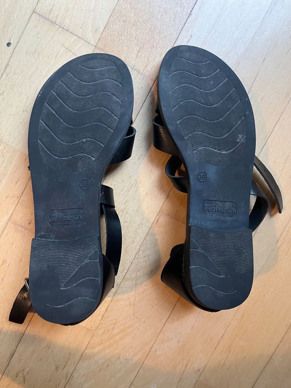 Scarpe da donna: Sandale schwarz Grösse 39 – Usato da Zürich venduto da mignonmignon 2