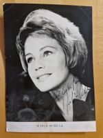 Maria Schell, Original Autogramm auf Postkarte in s/w