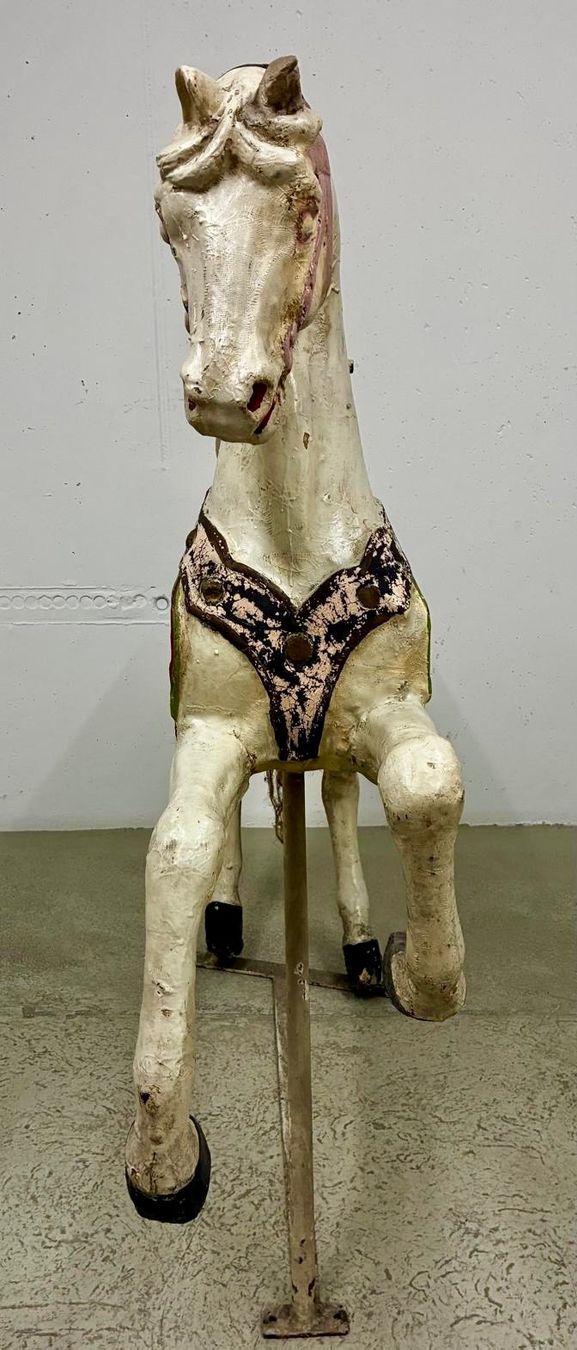 Statuette: Karussellpferd – Usato da Mägenwil venduto da OsakaNinja 1