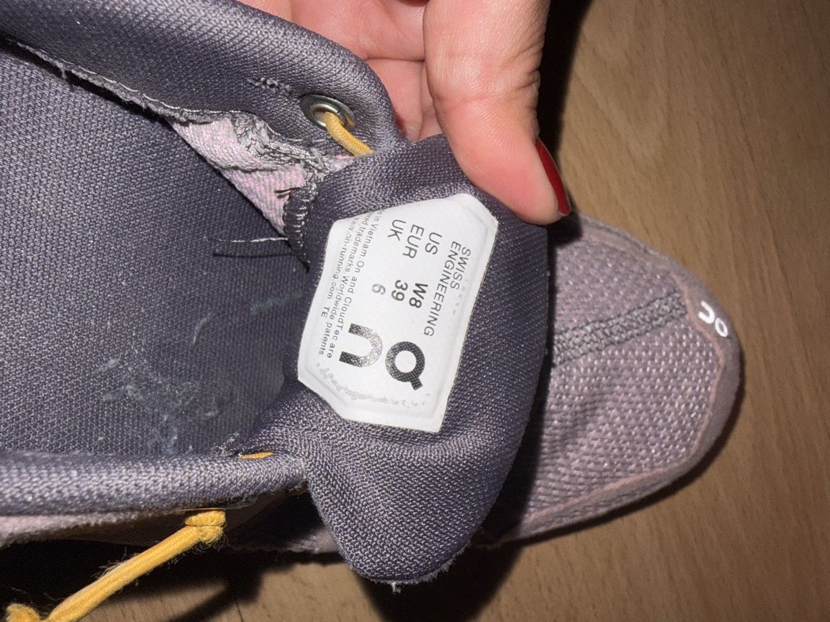 On Damenschuhe: ON Running Cloud Women Used Size 39 – Gebraucht aus Zürich von Vdiddy 4