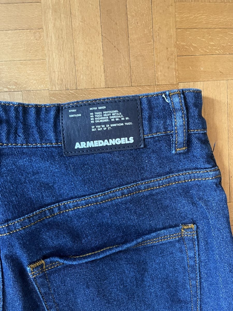 Armedangels Jeans: Jeans Armedangels blau dunkelblau – Gebraucht aus Rümlang von fab_wct5 3