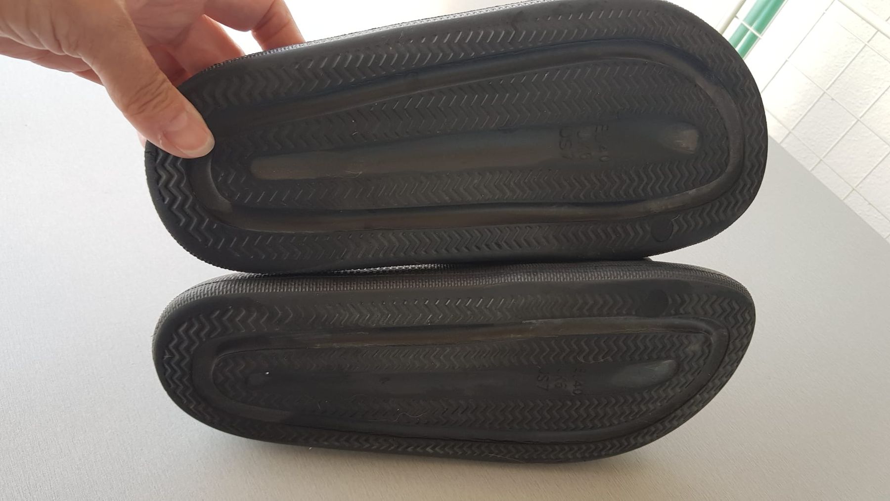 Scarpe da donna: Mules noires Crane pointure 40 légères – Nuovo e nell'imballaggio originale da Versoix venduto da aline_b 1