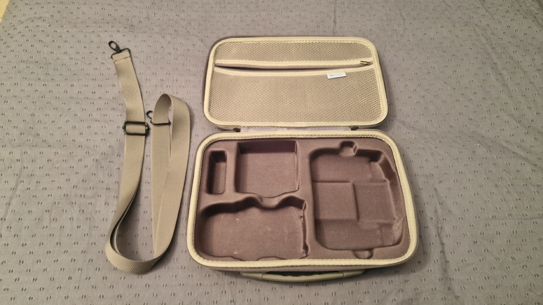Cover & Protezioni schermo: DJI Mini 5 Pro Case – Nuovo (secondo la descrizione) da Neuhausen venduto da ann_dbn9