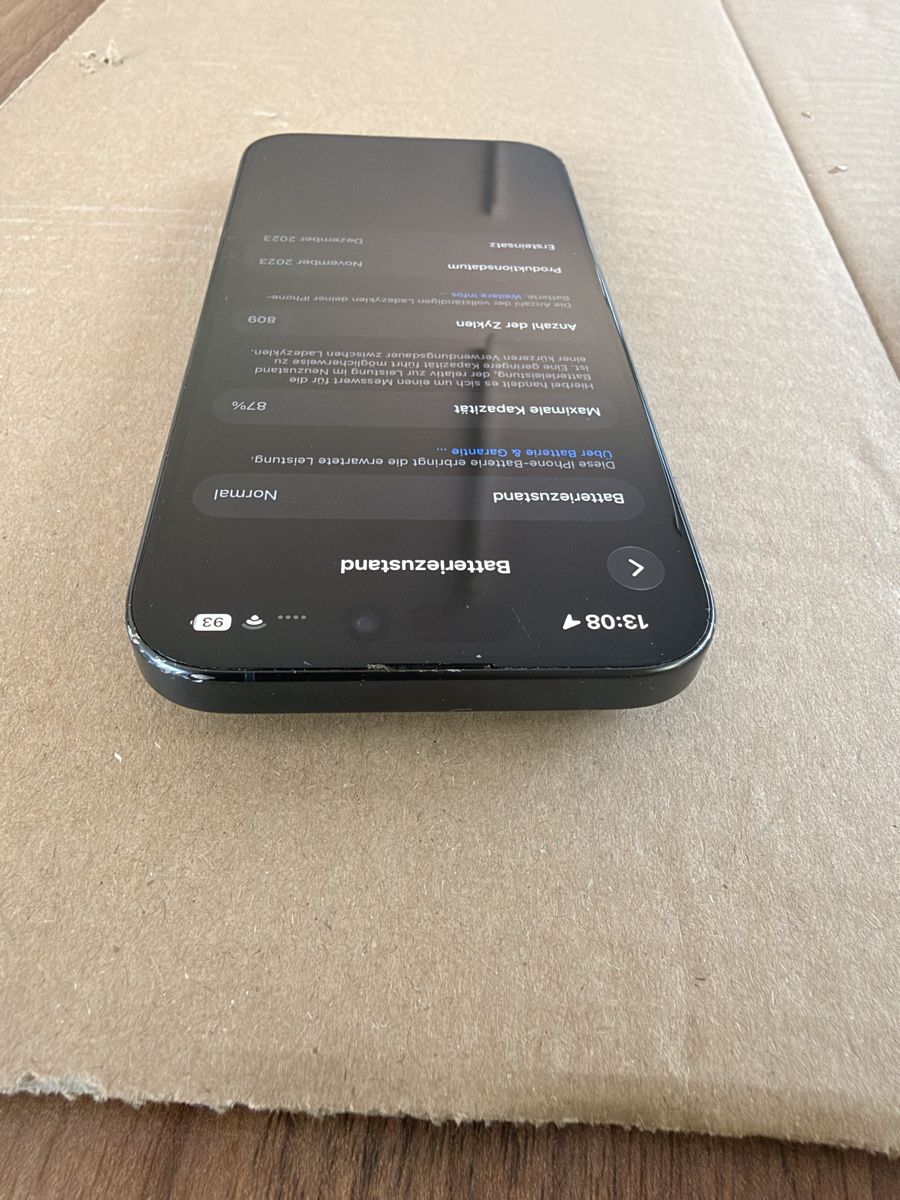 Apple Handys / Smartphones: iPhone 15 Pro  256 GB guter Zustand  – Gebraucht aus Studen BE von remix_bnc 2