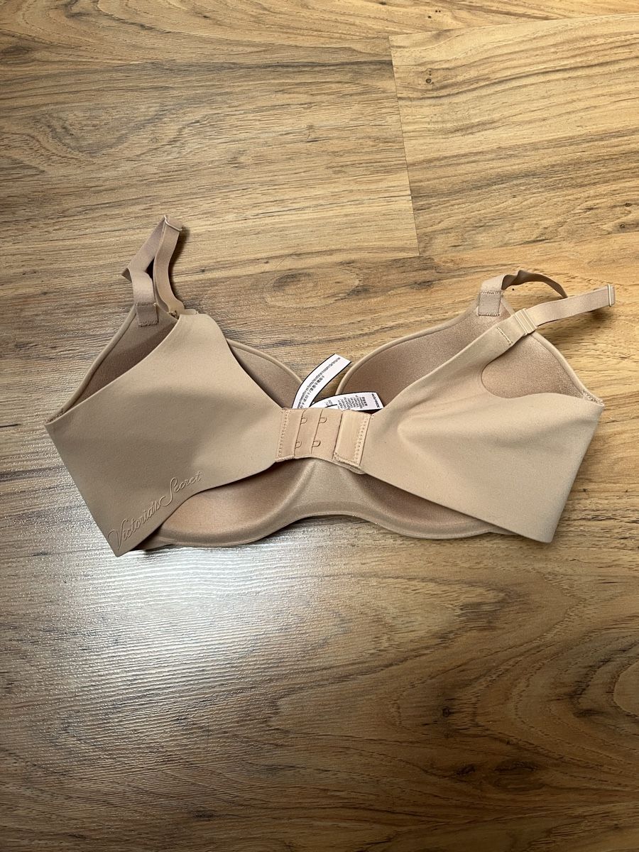 Sonstige Unterwäsche: BH VictoriaSecret NEU – Neu und originalverpackt aus Oberbüren von len_5q92 1