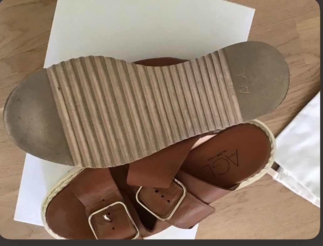 AGL Scarpe da donna: Pantolette von Breuninger 350.00 NP – Usato da Zürich venduto da Sol65 2