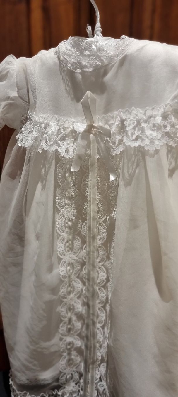 Robes et jupes: Robe de baptême – D'occasion à Borex par mab_28bf