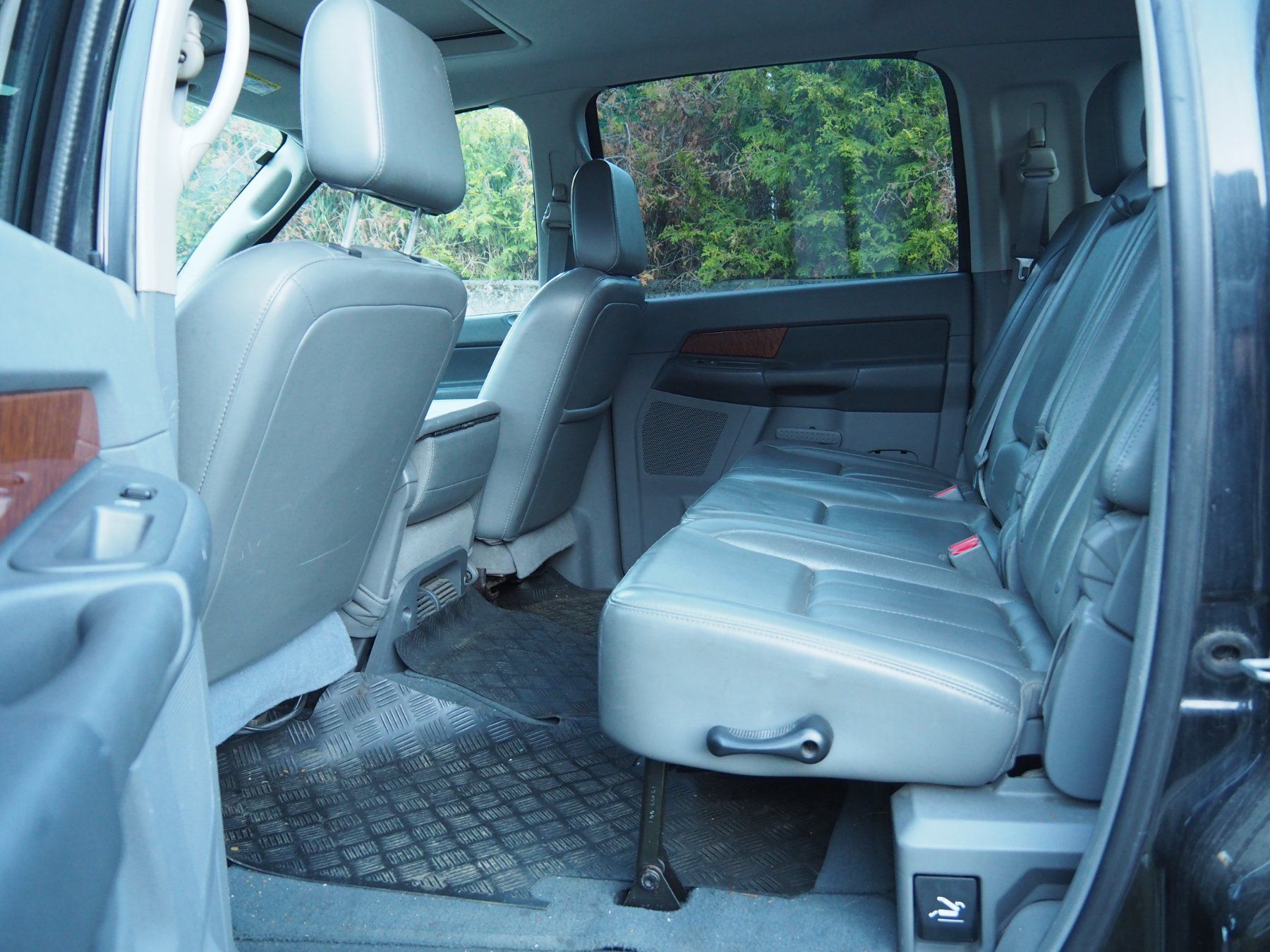 Dodge Automobili: Robuster Dodge Ram 2500 Pick-up Hemi – Usato da Brig venduto da Raphaelz 6