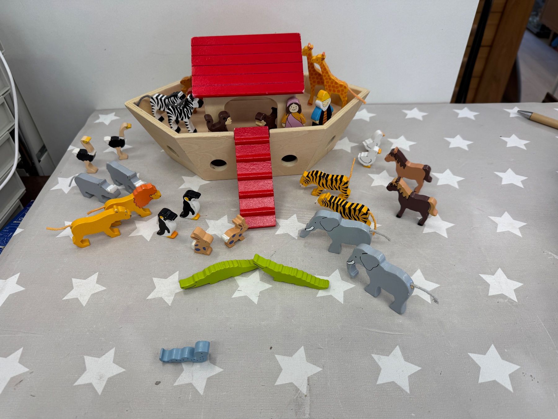 Giocattoli: Goki Arche Noah eine Schlange fehlt – Usato da Rafz venduto da Powacaddy