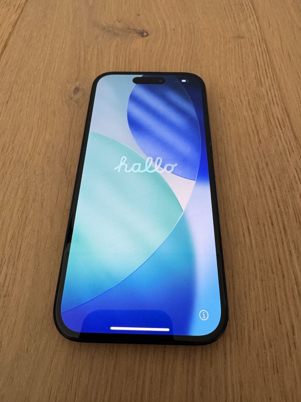 Apple Portables: iPhone 15 128GB Black – D'occasion à Würenlos par RiciWal