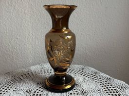 Schön verzierte Blumenvase