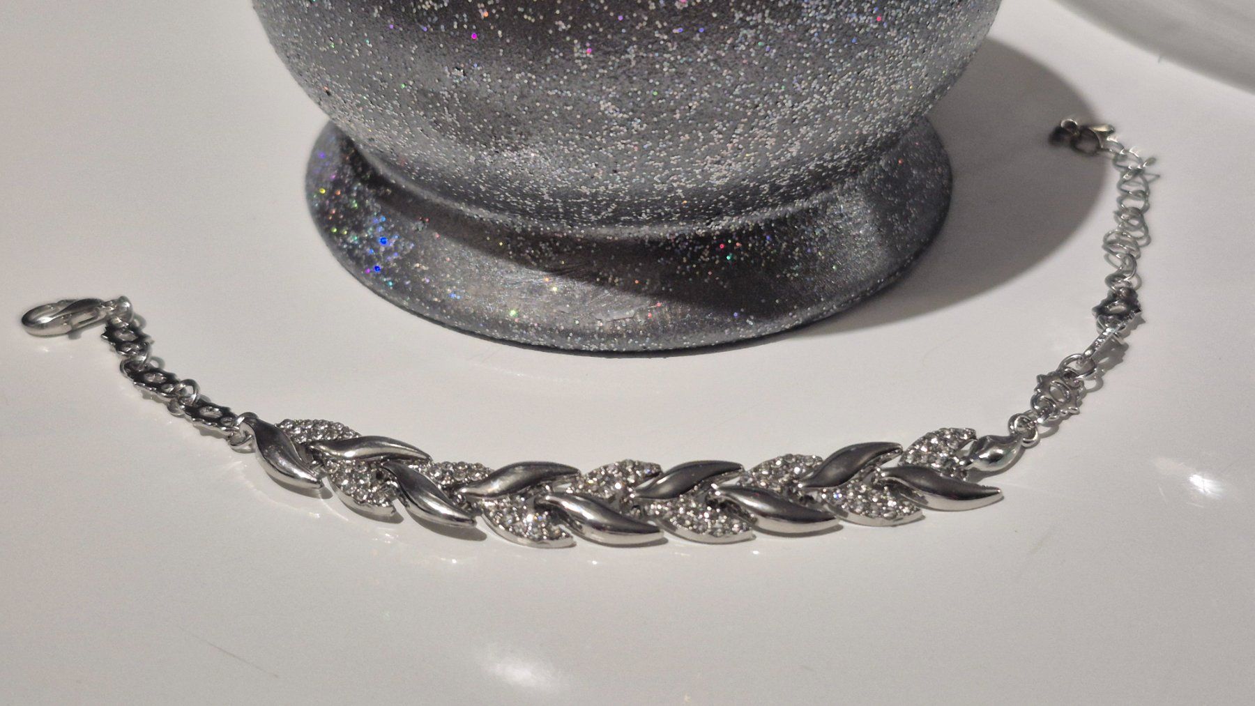 Bracciali & Braccialetti: Bracciale da donna con strass argento nuovo – Nuovo (secondo la descrizione) da Giubiasco venduto da Stefaniav 2