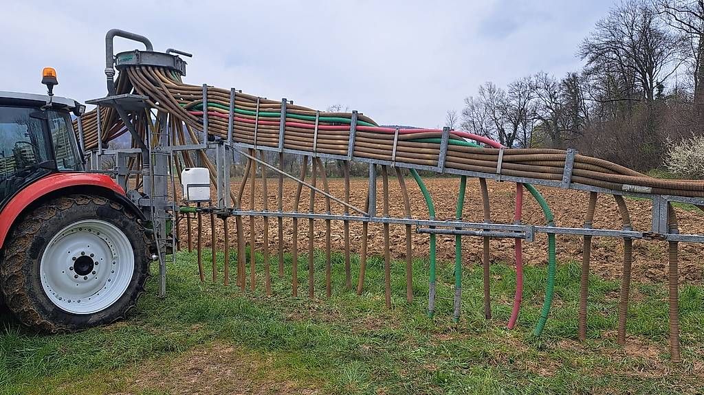 Spandiconcime: Schleppschlauchverteiler – Usato da Therwil venduto da 65er