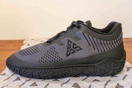 STORROR TECH TENS - Parkour-Schuh, schwarz Gr.44