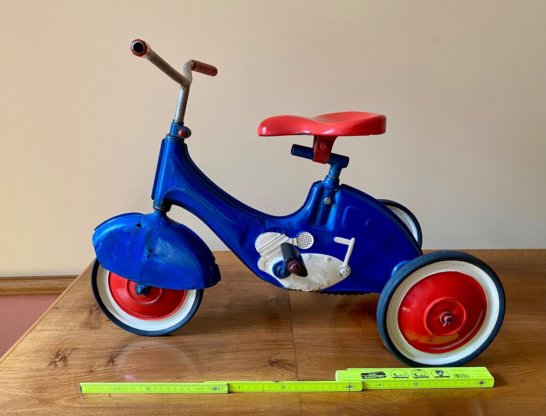 Fahrzeuge für Kinder: Vintage Kinder-Dreirad von Ferbedo – Gebraucht aus Basel von nostanz 5