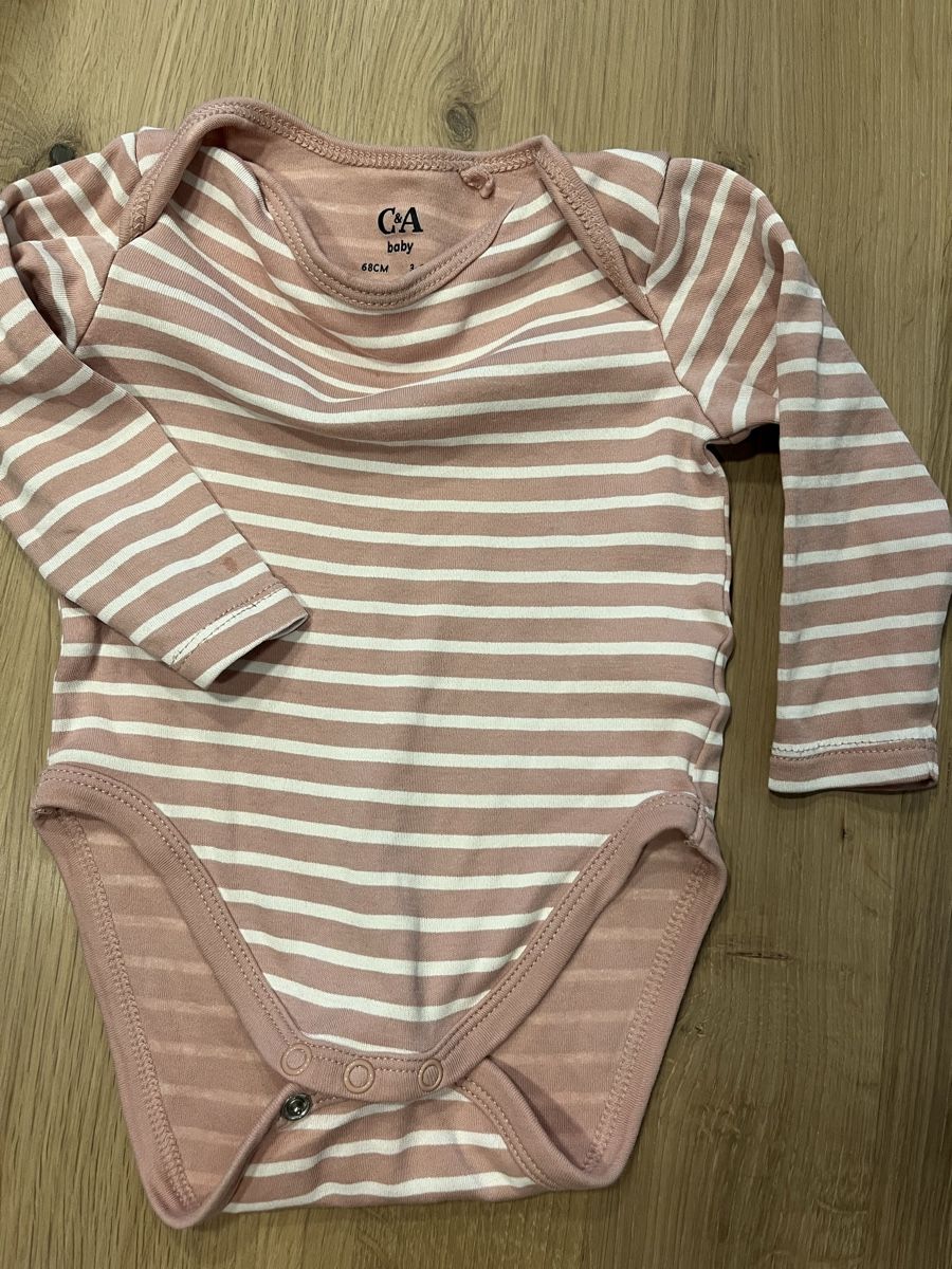 Lotti & Set di vestiti: Baby Kleiderpaket Gr. 68 – Usato da Wolfhausen venduto da Celie87 1