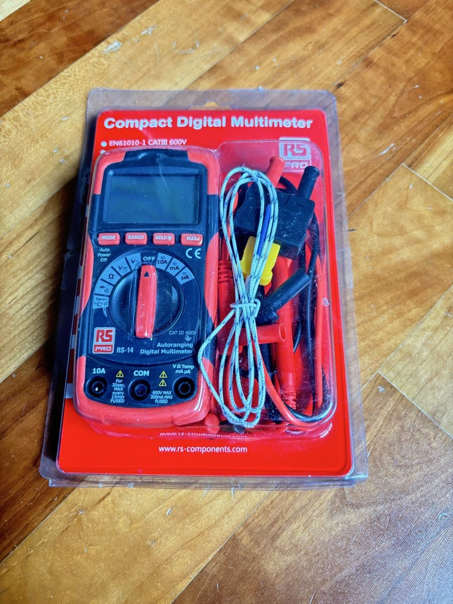 Mesurer: Multimeter RS PRO RS-14 – Neuf (Voir description) à Hombrechtikon par bru_7mmt