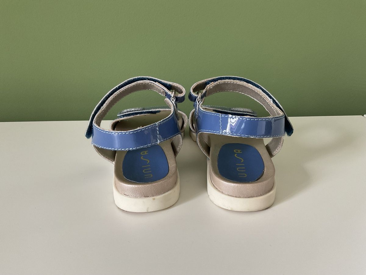 Unisa Schuhe für Mädchen: Lackleder Sandalen Mädchen Unisa Gr.33 – Neu (gemäss Beschreibung) aus Pfäffikon ZH von Ben0707 3