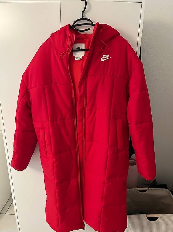 Cappotti: Mantel rot, Marke: NIKE – Usato da brunnen venduto da sarucia81 1