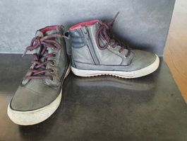 Stiefel Gr. 27