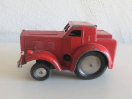 Märklin Spur 0: Schlepper 5522/81 Guss/Uhrwerk, ohne OVP