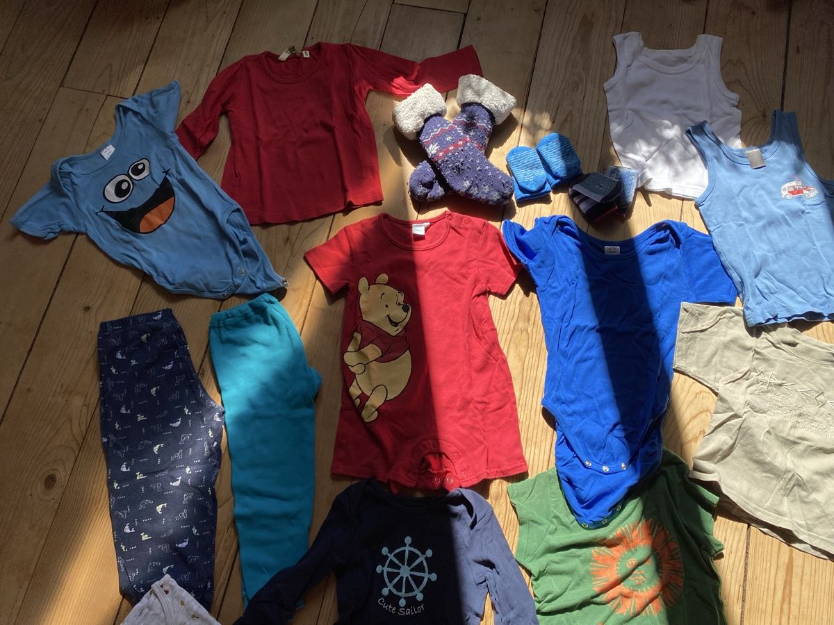 Lotti & Set di vestiti: Baby- und Kleinkindpakett – Usato da Bern venduto da malefant116 1