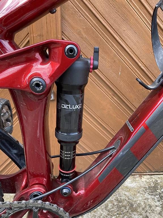 Vélos: VTT Trek Remedy 7  – D'occasion à Genève par val_8w79 2