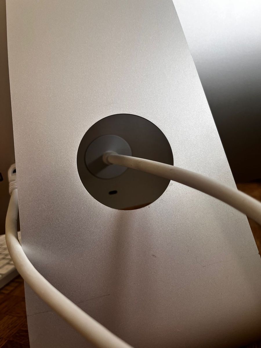 Apple PCs: iMac (21.5-inch, Late 2015) – Gebraucht aus Basel von  4