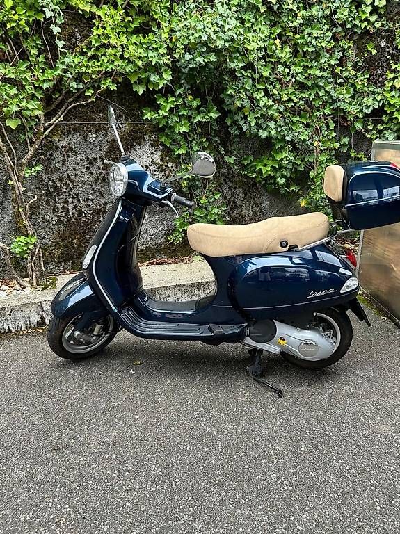 Sonstige: Vespa LX 3V – Gebraucht aus Unterkulm von 34180