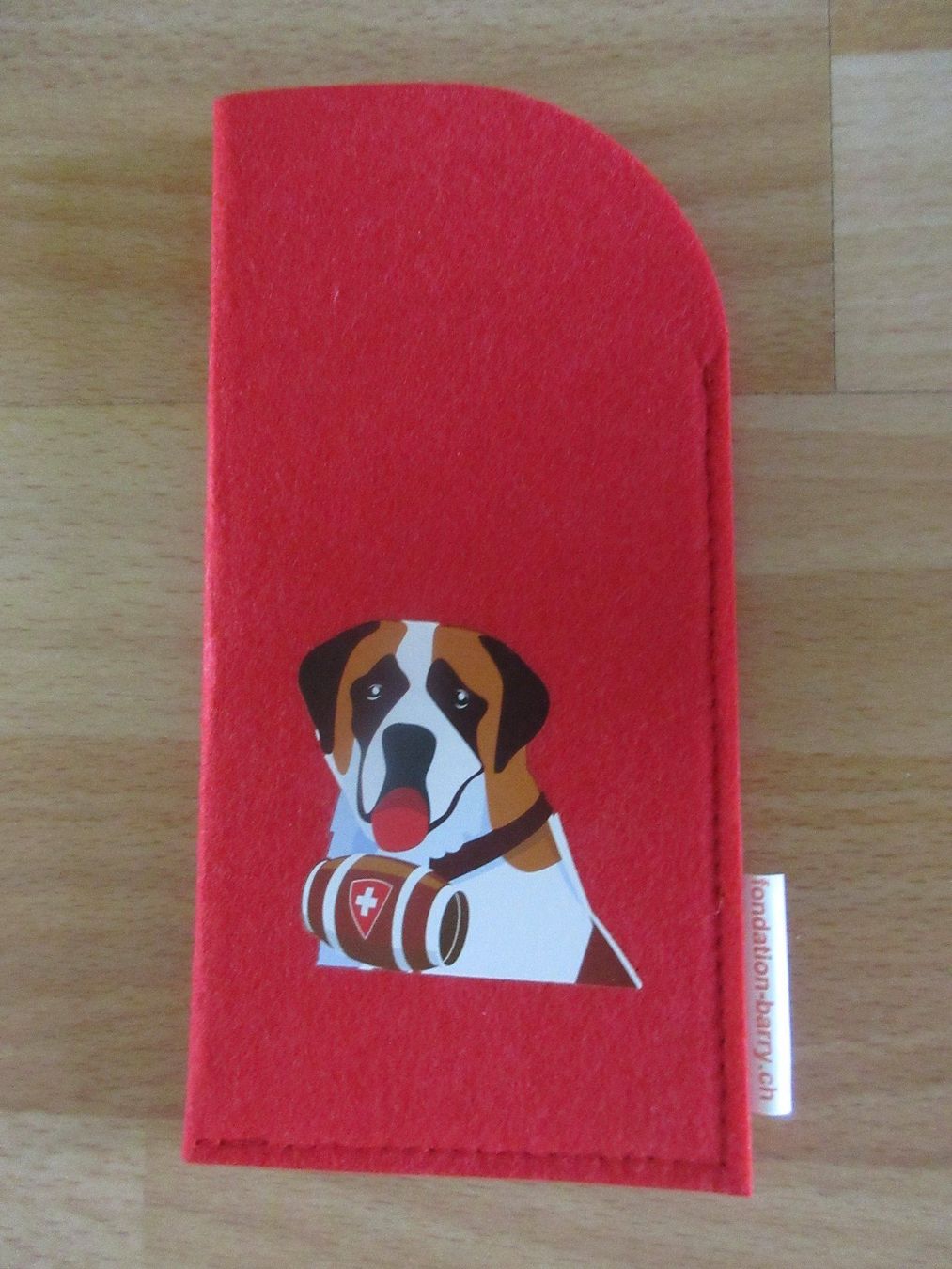 Altro in  Abbigliamento & Accessori: Brillenetui rot mit Motiv Bernhardiner – Nuovo (secondo la descrizione) da Kaisten venduto da renault015