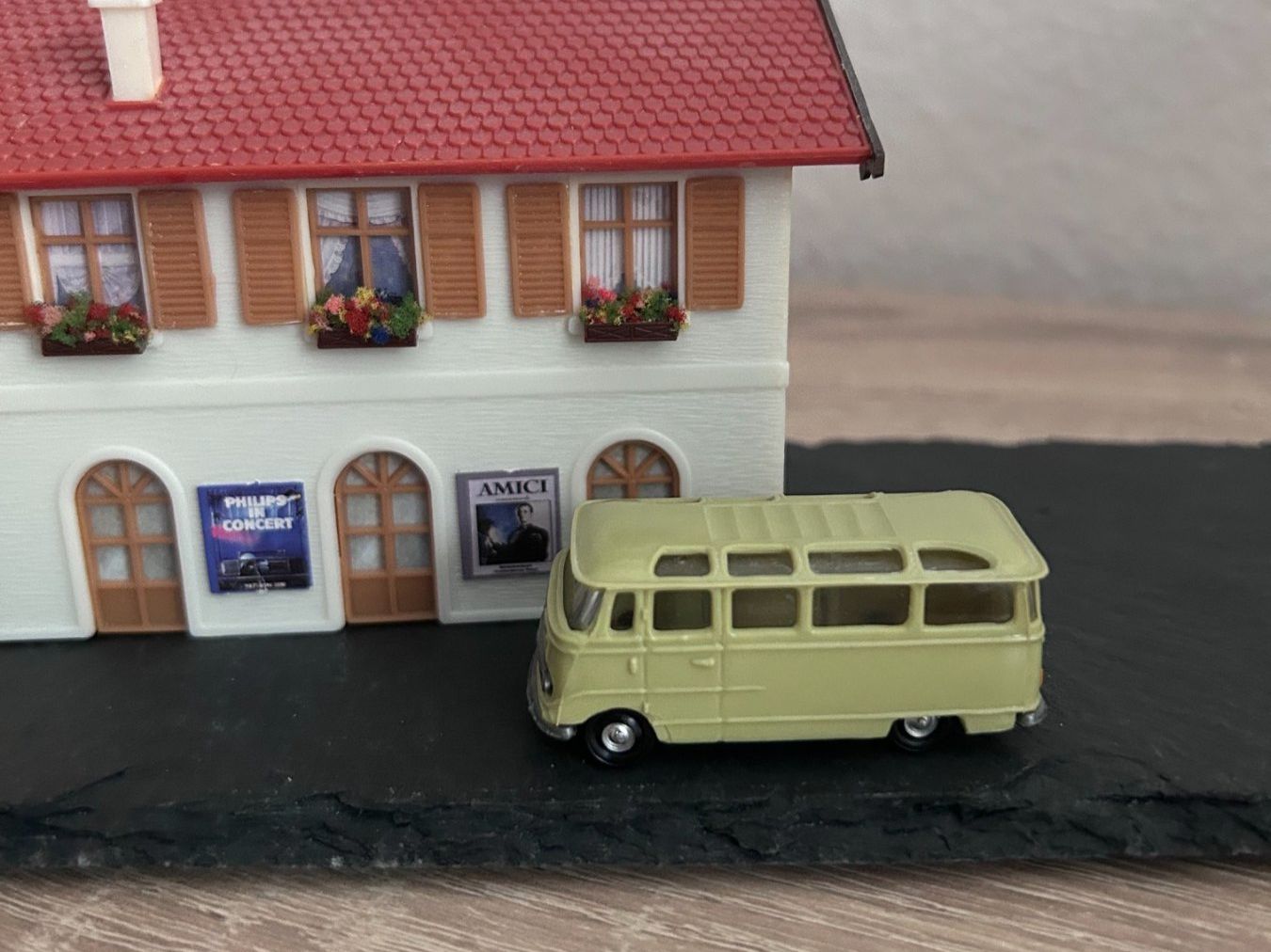 Eko Modellini d'auto: Mercedes 0-319 EKO 1:87 – Usato da Goldach venduto da Manyro55