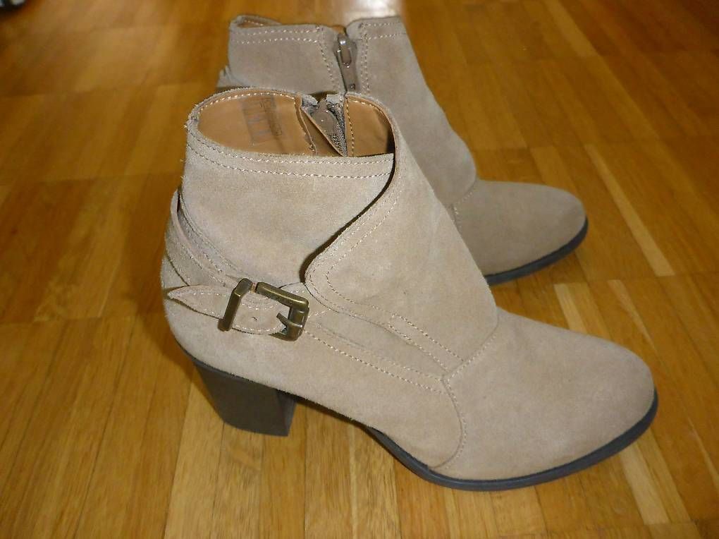 Esprit Scarpe da donna: Stiefeletten beige Gr. 38 Esprit – Nuovo (secondo la descrizione) da Wettingen venduto da okatiki 2