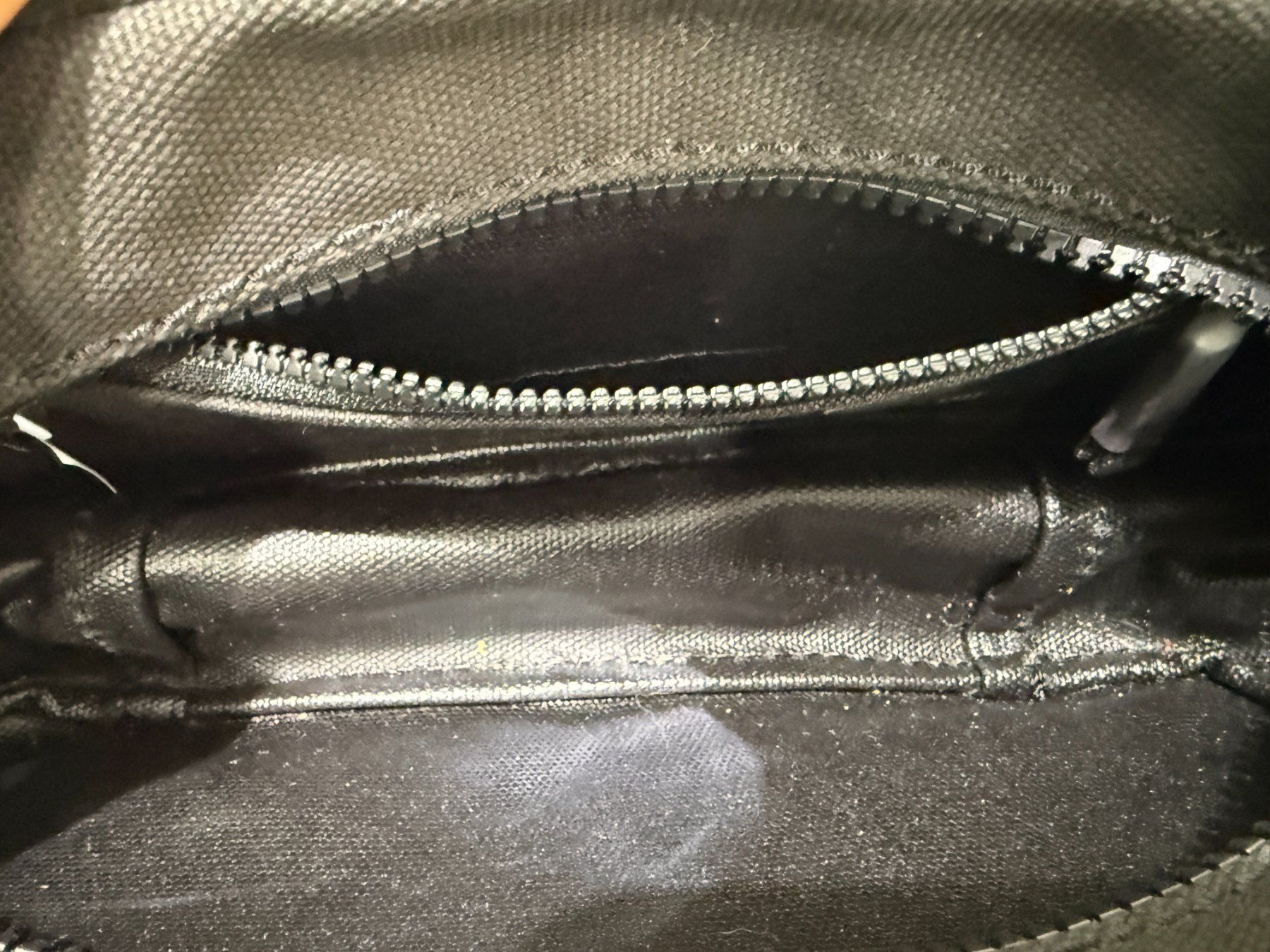 Marc Jacobs Borse da donna: Marc Jacobs Schulter Handtasche Camera Bag Schwarz Stoff – Usato da Kreuzlingen venduto da Bildschirm_Auge 2