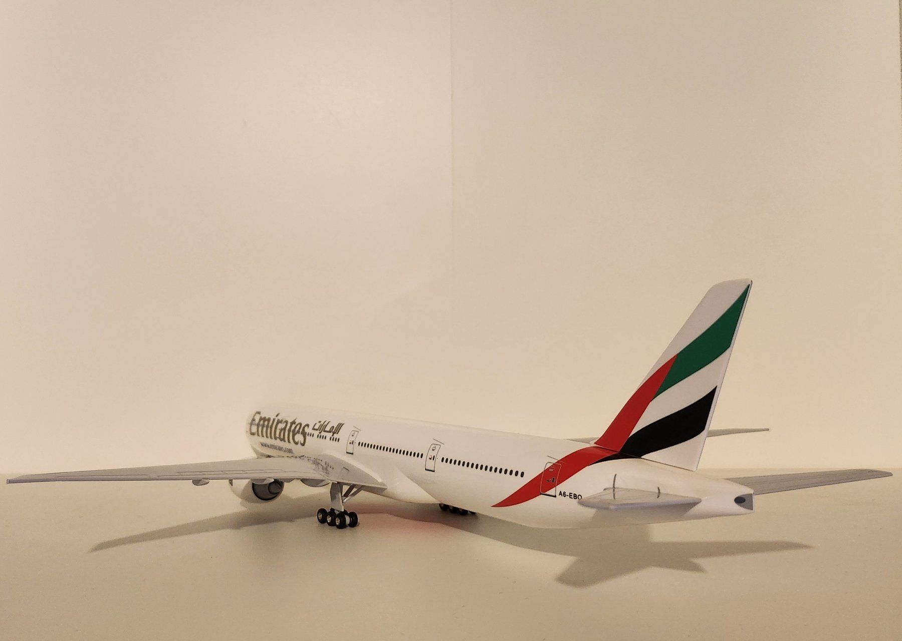 Modellbausätze & Standmodelle: Skymarks 1/200 Emirates 777 & A380 – Neu (gemäss Beschreibung) aus Wittenwil von ced_q8j7 4