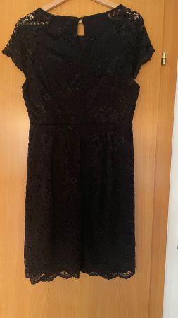 Etui Kleid Only Gr. 38