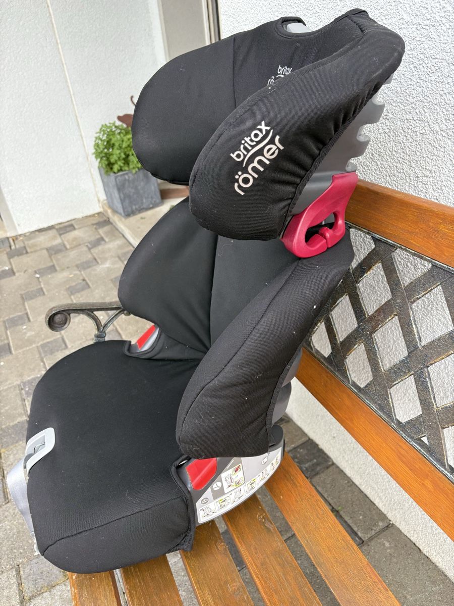 Britax Römer Seggiolini per auto: Britax DISCOVERY SL Kindersitz – Usato da Eschlikon TG venduto da Hannes123 1