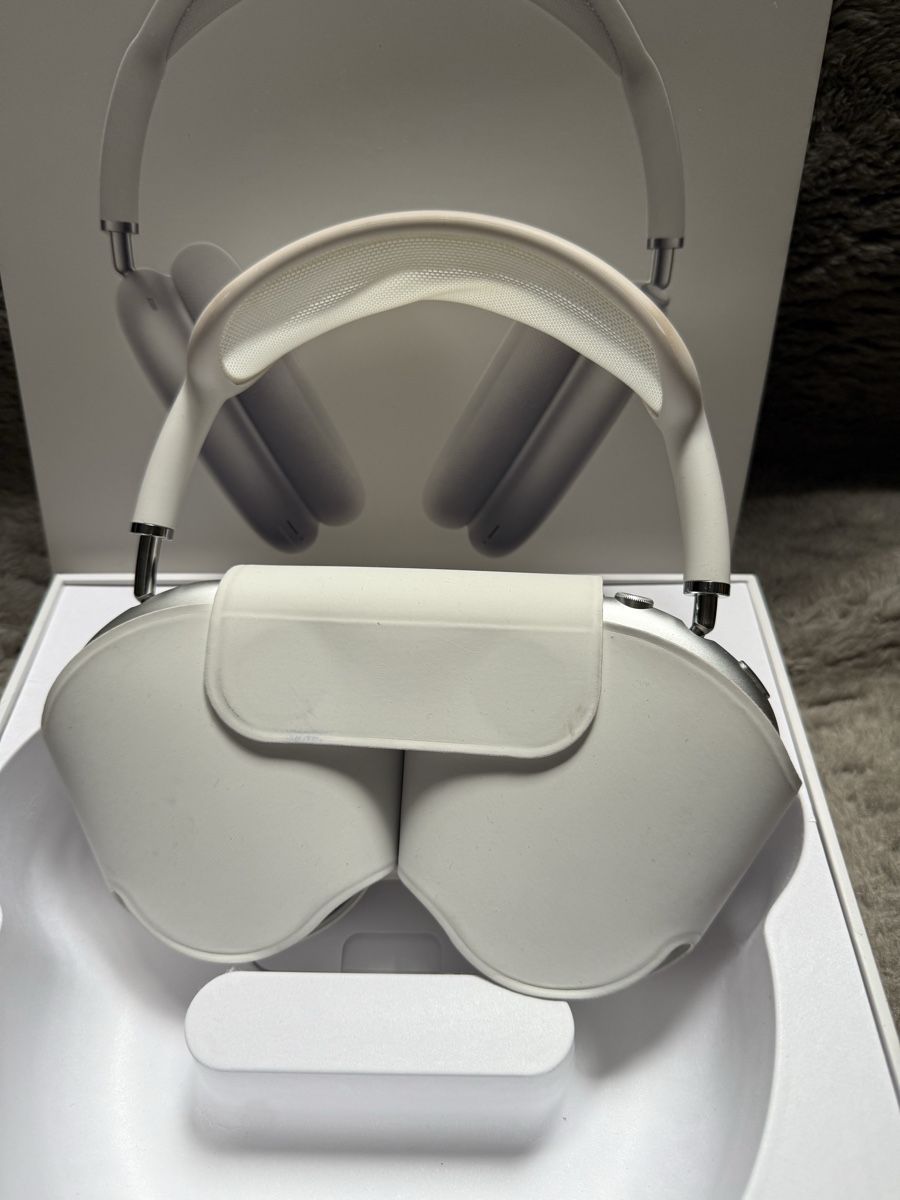Apple Cuffie: Apple AirPods Max Headphones Silver – Usato da Bern venduto da mas_nb2c 1