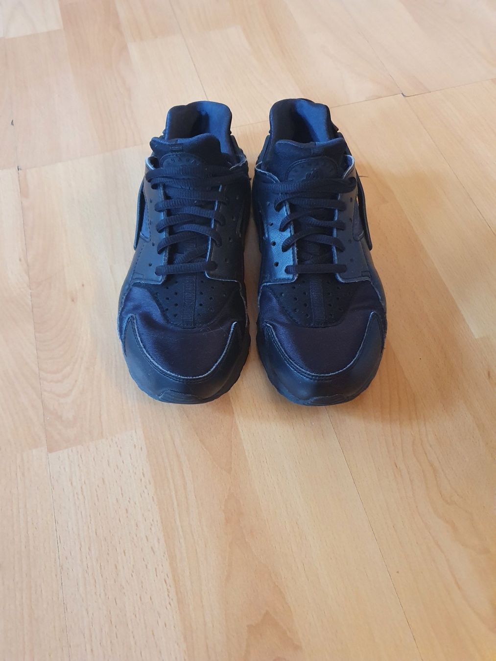 Scarpe da uomo: NIKE Huarache Gr.38 – Usato da Wabern venduto da macavety1 1