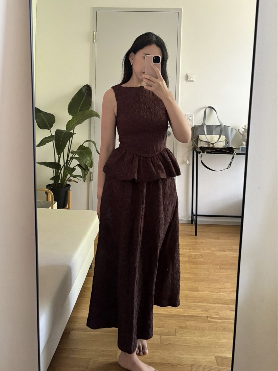 Zara Lotti di vestiti: Zara Top and Skirt Set – Nuovo (secondo la descrizione) da Zürich venduto da lydia_l